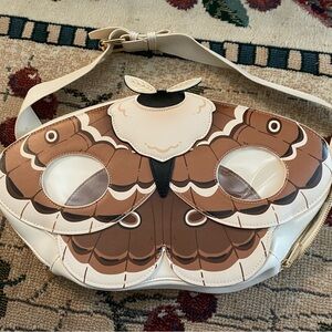 Carmico Emperor Moth Bag
